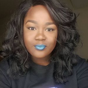 Meet your Posher, Pha